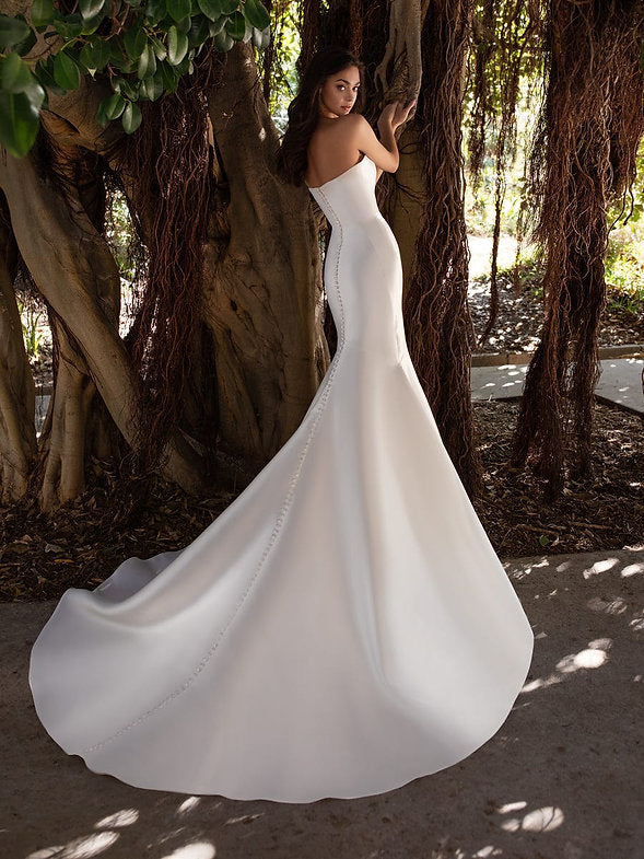 Oberon by Pronovias